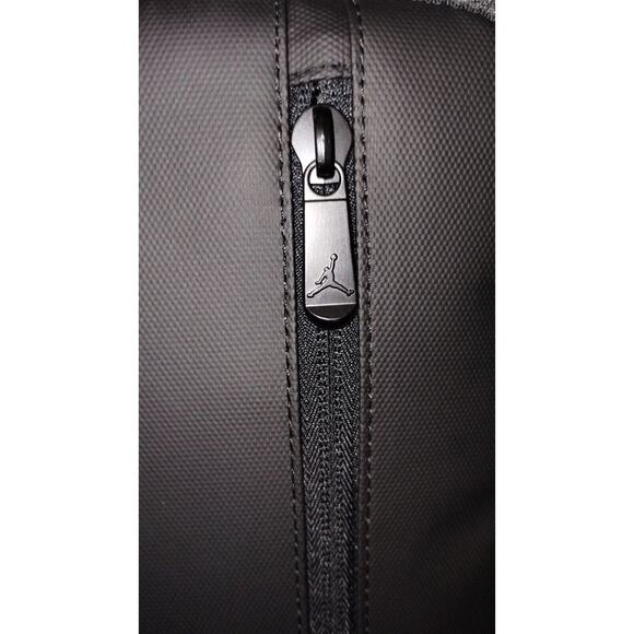 Jordan Travel Dopp Kit Toiletry Bag Black Red Jumpman Logo NWT 9A0473 - Picture 13 of 16